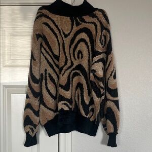 St. John Black and Brown Textured Sweater